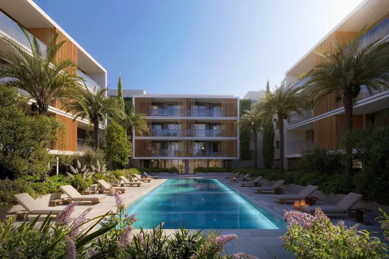 Visualisation: Swimming pool at Eden Golf, a BBF development in Paphos, Cyprus